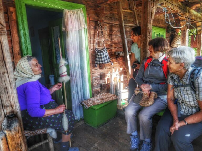 Storytime, Romania