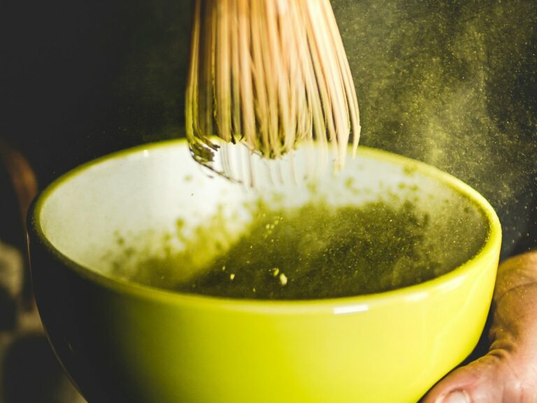 Traditional Match Tea Ceremony